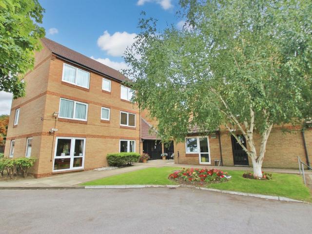 Beehive Lane, Home Heather House IG4, 2 bed property to rent, £1,575 pcm | PrimeLocation