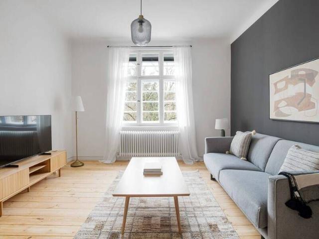 Beeindruckende 3 Zimmer Wohnung in Neukölln voll möbliert