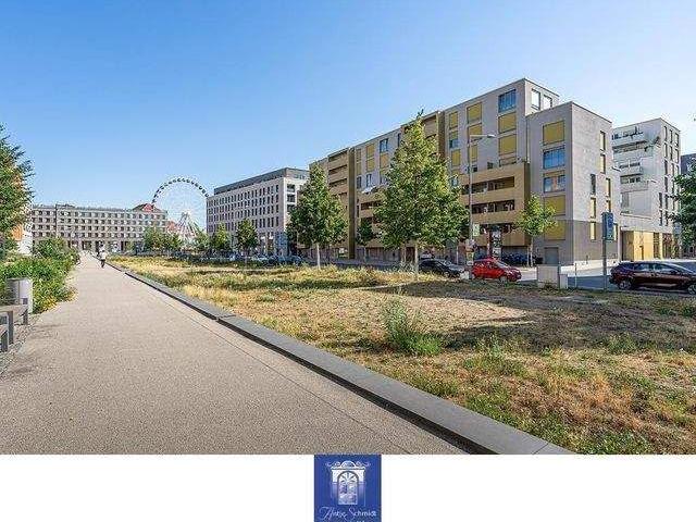 Beeindruckende moderne Familienwohnung mit EBK! 2 Balkone! Terrasse!