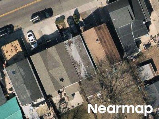 Beekman Ave