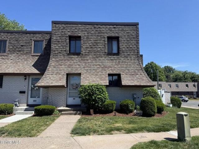 Beekman Dr, Agawam, Condo For Sale