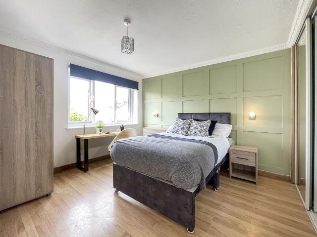 Beeston, Nottingham NG9, 6 bed shared accommodation to rent, £3,900 pcm | PrimeLocation