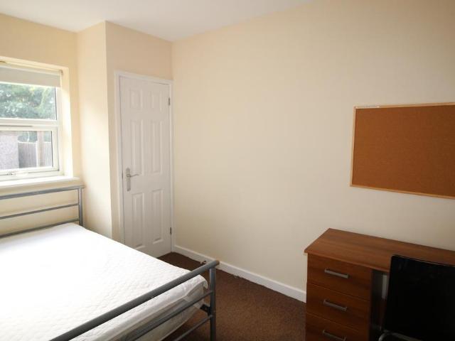 Beeston Road, Nottingham NG7 7 bed house share to rent £525 pcm £121 pw