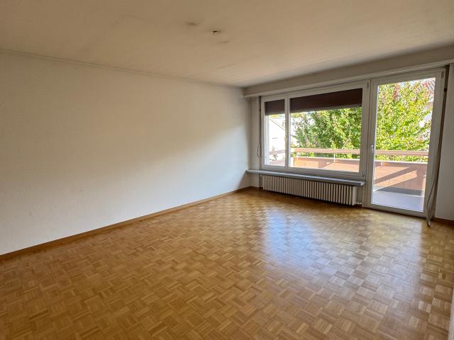 BEFRISTET: Befristete Wohnung an genialer Lage in Zürich Triemli