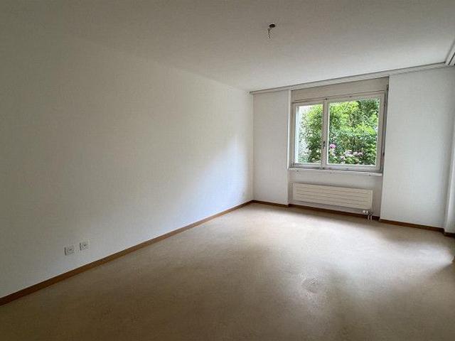 Befristet bis 30.11.2027 / 4.5 Zimmerwohnung in Brüttisellen