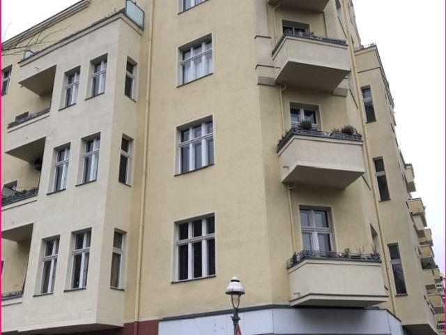 BEFRISTET Lichtdurchfluteter Altbau in Berlin Wedding!