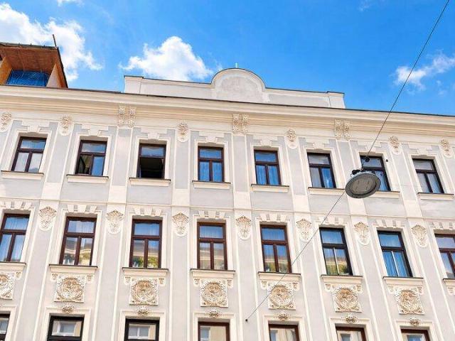 Befristet vermietete Altbauwohnung bis 30.09.2028 in gepflegtem Wohnhaus