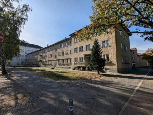 BEFRISTETE VERMIETUNG 12 Monate Großzügige 5 Zimmer Maisonette Dachwohnung mit 160 m²