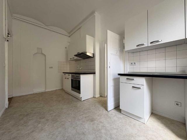 Befristete 4 Zimmer Wohnung in bester Kreuzberger Lage!