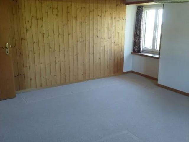 BEFRISTETES WOHNEN | 5.5 Zimmerwohnung Wohnen wie im Einfamilienhaus mit Garten