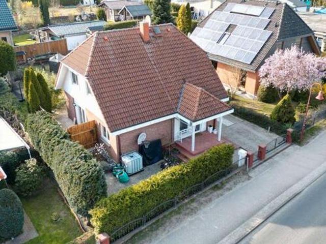 Befristetes Einfamilienhaus mit Garten nahe Tesla & Berlin