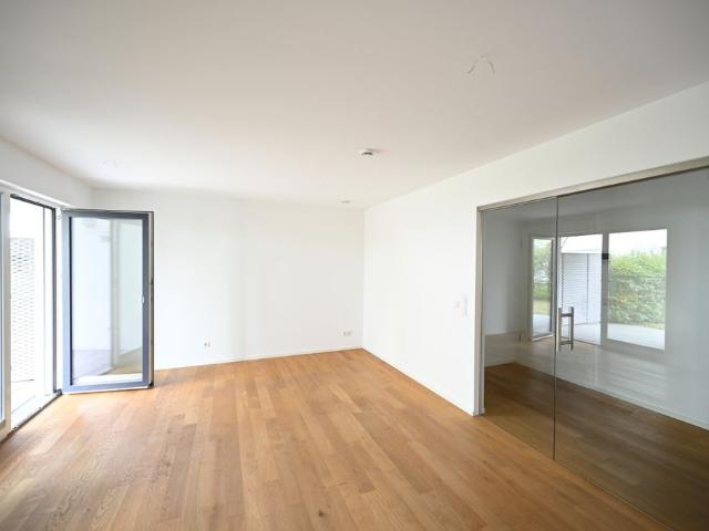 Begehrte 2 Zi Gartenwohnung in moderner Wohnanlage sofort frei! Neumarkt