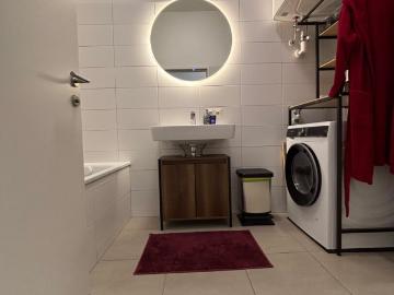 begehrte wohnlage „dragonerhöfe“ mit ausgezeichneter infrastruktur und optimaler alltagsanbindung – attraktive 2 zimmer wohnung mit großzügigem grundriss!