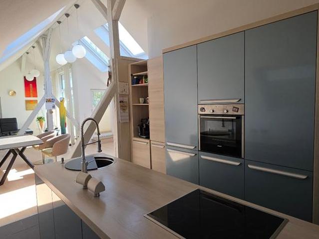 Begehrte, zentrale Toplage, 4 Zimmer Maisonettewohnung