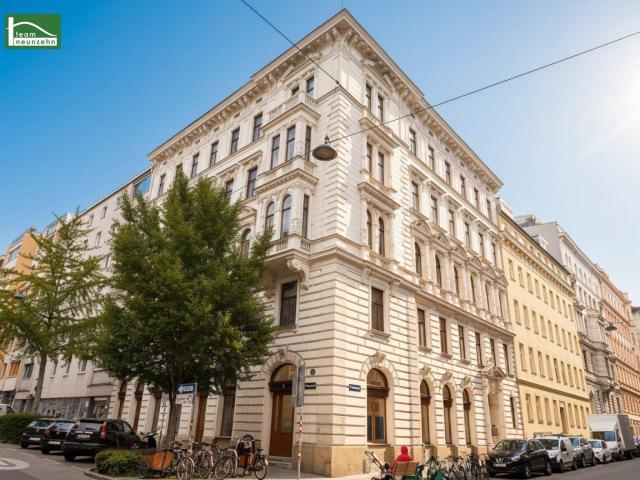 Hervorragende Stadtwohnung sanierungsbedürftig im begehrten Gründerzeithaus in unmittelbarer Nähe zur Mariahilfer Straße U Bahn U3