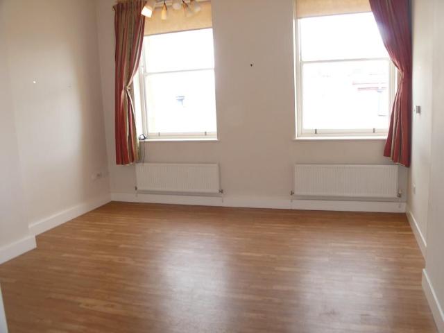 Behrens Warehouse, Little Germany, Bradford BD1, 2 bed flat to rent, £750 pcm | PrimeLocation