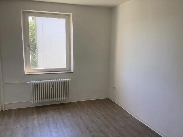 Bei Anmietung einer Wohnung im Dezember schenken wir Ihnen eine Grundmiete 3 Zimmer Wohnung