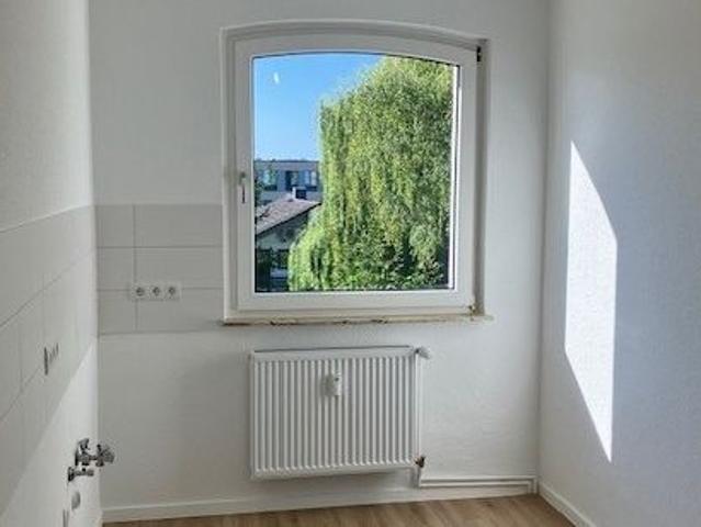 Bei dem Gerichte 29, 2 L Modernisierte sehr schönes Wohnung in guter Lage zu sofort anzumieten