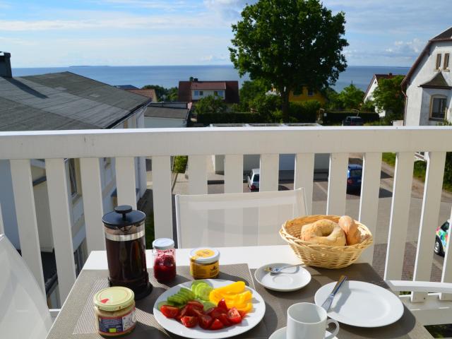 Beim Frühstückskaffee schon den Meerblick genießen – 2 Zimmer Wohnung in allerbester Lage