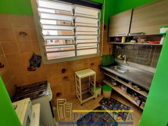 Beira mar, apartamento com 3 quartos, garagem, móveis. R$ 380 Mil