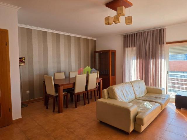 Beja| Arrendamento apartamento T3