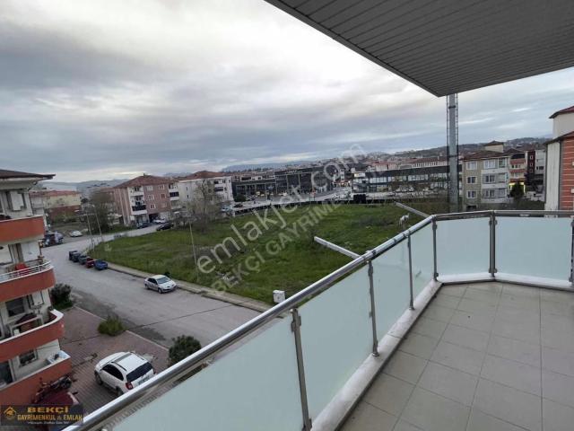 Bekçi Gayrimenkul'den Sgk Kurumuna 1 Dk Mesafede 2+1 Kiralık