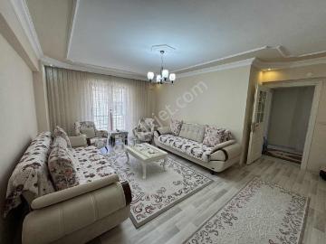 Beka Gayrimenkul'den Çarşıya Çok Yakın 3+1 Geniş Daire