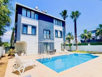 Bekek Kadriye 'de Kiralık 5+1 Villa