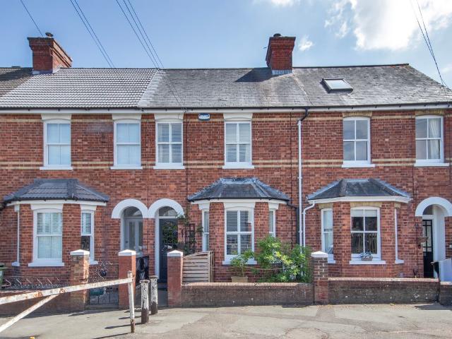 Beltring Road, Tunbridge Wells TN4, 3 bed terraced house to rent, £2,200 pcm | PrimeLocation