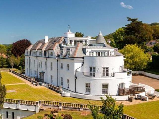 Belvedere Court, Hillside Road, 2 Bedroom Apartment