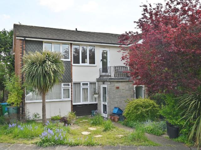 Belvedere Close, Teddington TW11, 2 bed maisonette to rent, £2,100 pcm | PrimeLocation