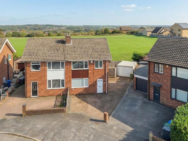 Belvedere Avenue, Chesterfield S40 3 bed semi detached house to rent £1,200 pcm £277 pw