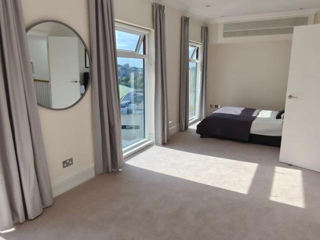 Belvedere Road, London SE1, 2 bed flat to rent, £4,500 pcm | PrimeLocation