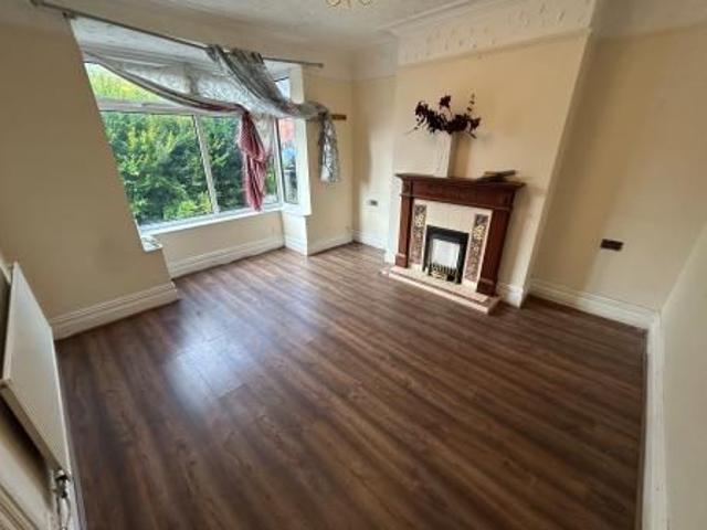 Belvedere Road, Staffordshire, Burton upon Trent, DE13