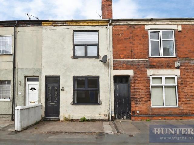 Belvoir Road, Coalville 2 bed terraced house to rent £1,000 pcm £231 pw