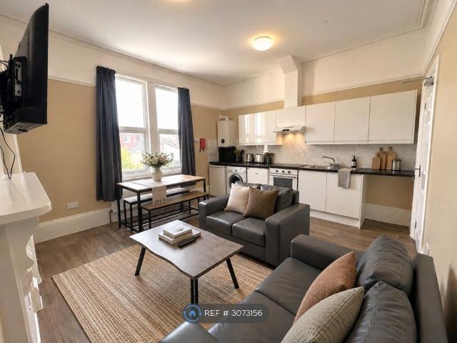 Belvoir Road, Bristol BS6, 5 bed flat to rent, £4,000 pcm | PrimeLocation