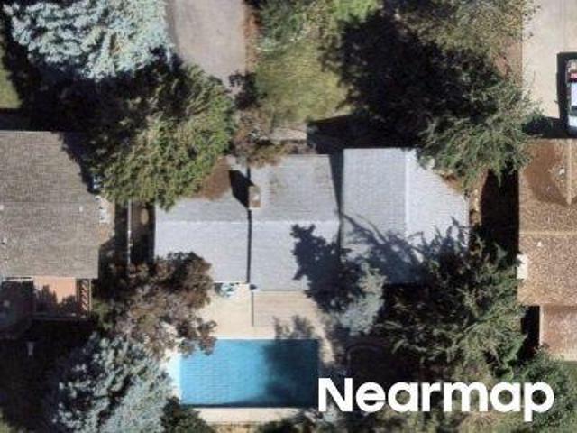 Bel Air Dr