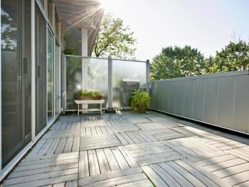Bel appartement 3 chambres à 2 pas du TRAM avec terrasse de 45 m2 + 2 places de parking !