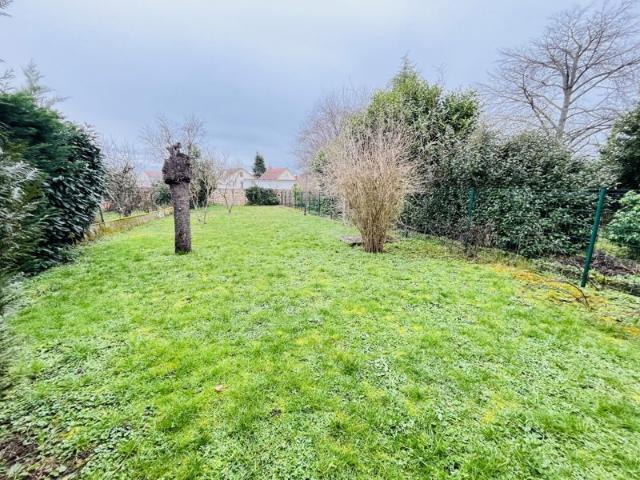 Bel Appartement 3 chambres avec jardin privatif et stationnement