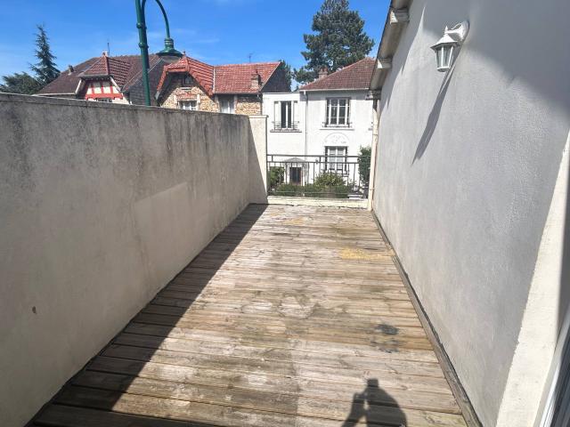 Bel appartement 3 pièces avec terrasse – Épinay sur Seine