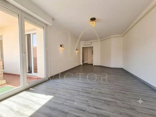 NICE OUEST BAS LANTERNE 3p Balcon calme
