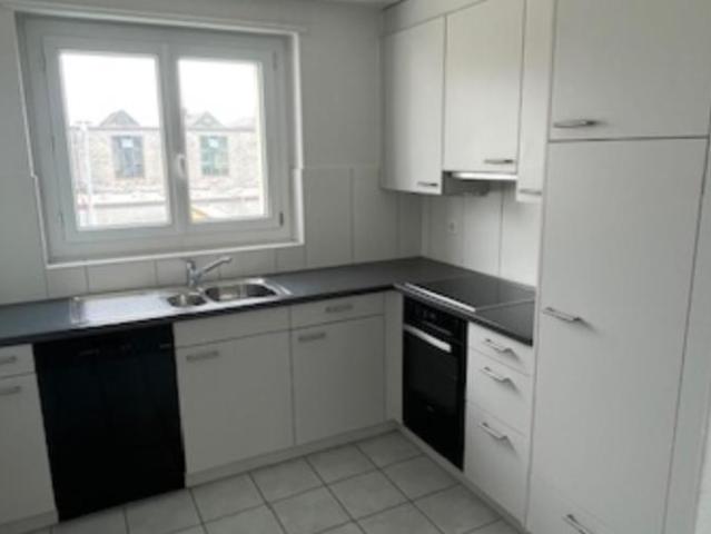 Bel Appartement 3 pièces rénové, calme, avec balcon à Cortaillod