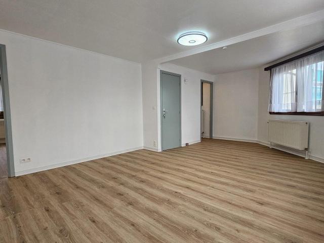 BEL APPARTEMENT 1 CHAMBRE AVEC PETIT GARAGE