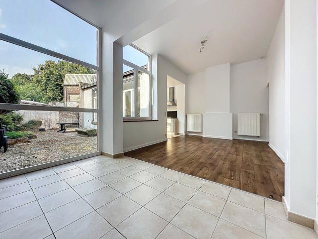 Bel appartement 1 chambre proche de toutes commodités! Libre