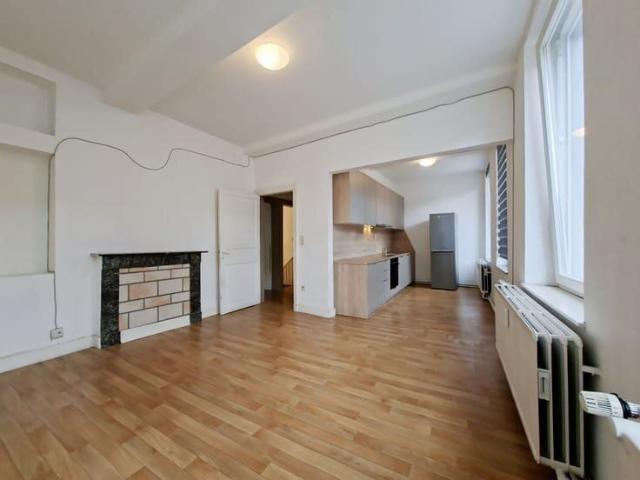 Bel appartement 2 CH centre ville hannutois