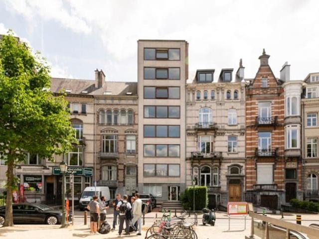 Bel appartement 2 chambres + terrasse