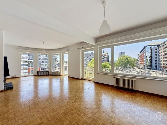 Bel appartement 2 chambres à Jambes