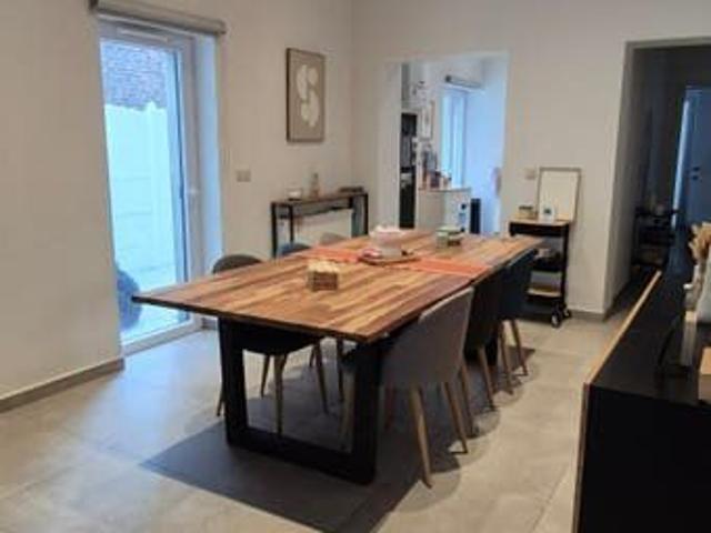 Bel appartement 2 chambres à louer – Houdeng Goegnies