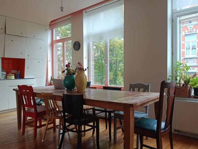 Bel appartement 2 chambres à Saint Gilles