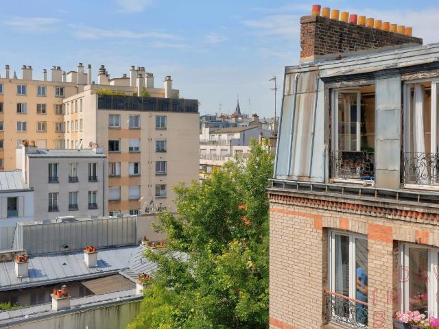 Bel appartement 2 pièces lumineux à Paris 75018 quartier 34m² Paris 18ème